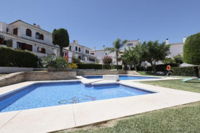 Three bedroom townhouse 200 meters from the beach!